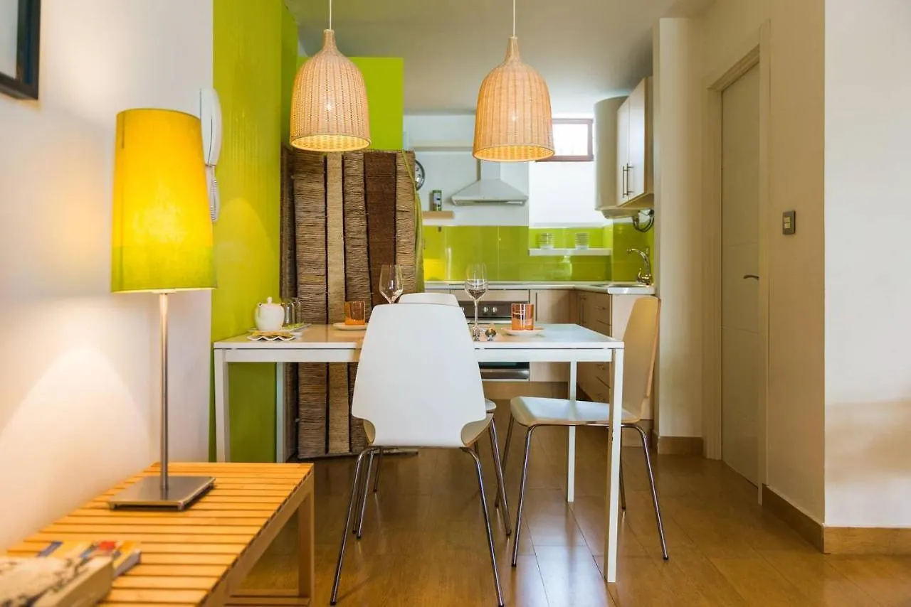 Apartment Ferienwohnung Casa Alhambra - Centro Historico Con Jardin Privado Granada