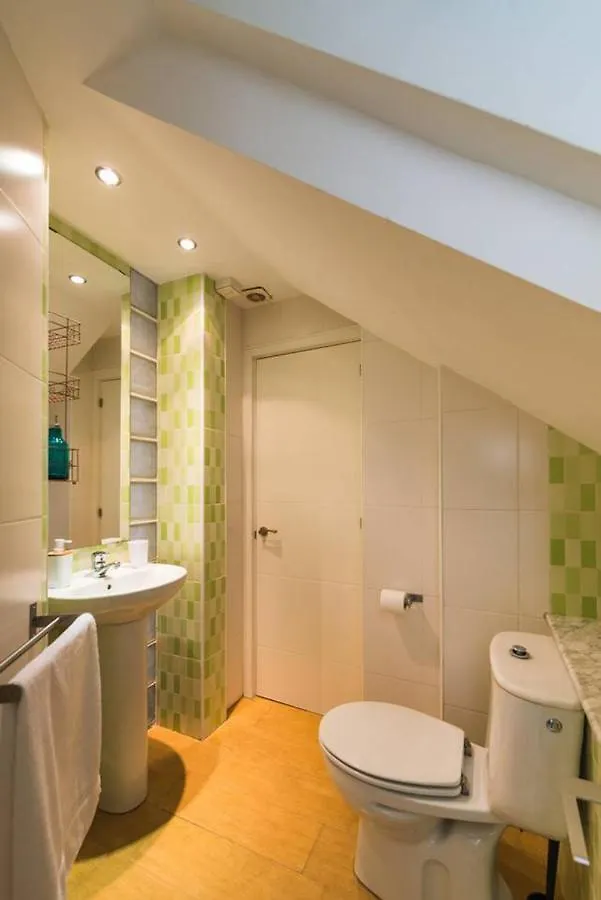 Apartment Ferienwohnung Casa Alhambra - Centro Historico Con Jardin Privado Granada