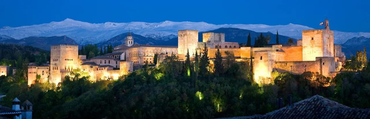Ferienwohnung Casa Alhambra - Centro Historico Con Jardin Privado Granada